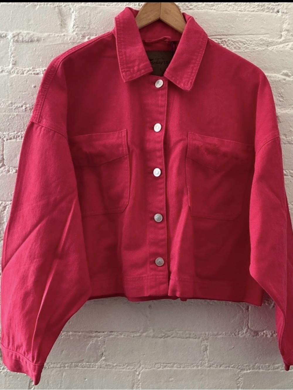 Gameday Wisconsin Badgers Sanders Oversized Cropped Denim Twill Jacket Red Sz L - Picture 3 of 10